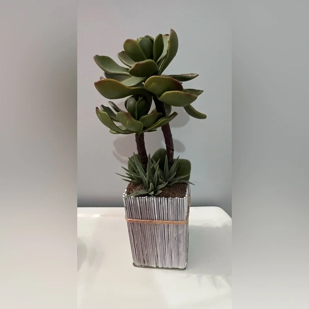 Artificial Green Faux Florals Succulent Planter Decor Arrangement